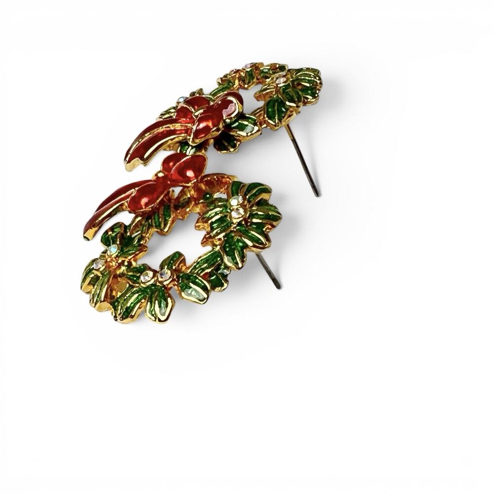Holiday Enamel Pierced Earrings Green Wreath Red Bow Gold Tone Post Festive - Picture 3 of 5